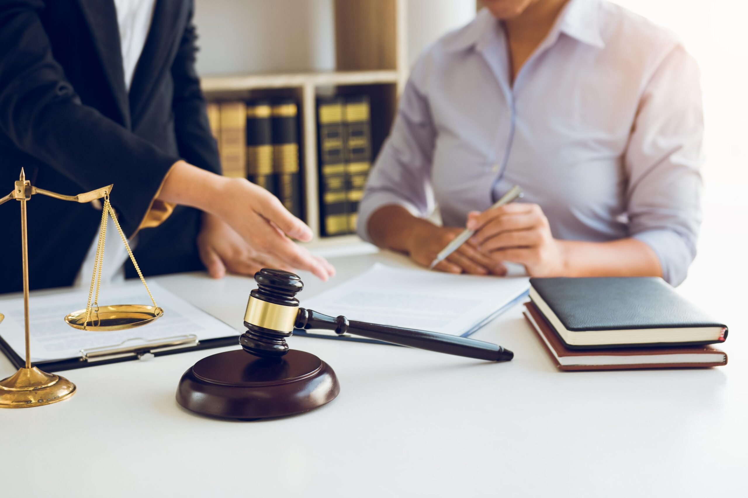 Lawyer explained to the client about the legal issues that must